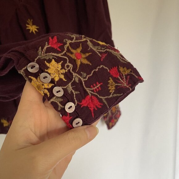 Free People Womens Embroidered Boho Blouse M purple comfortable top lightweight - Picture 6 of 10